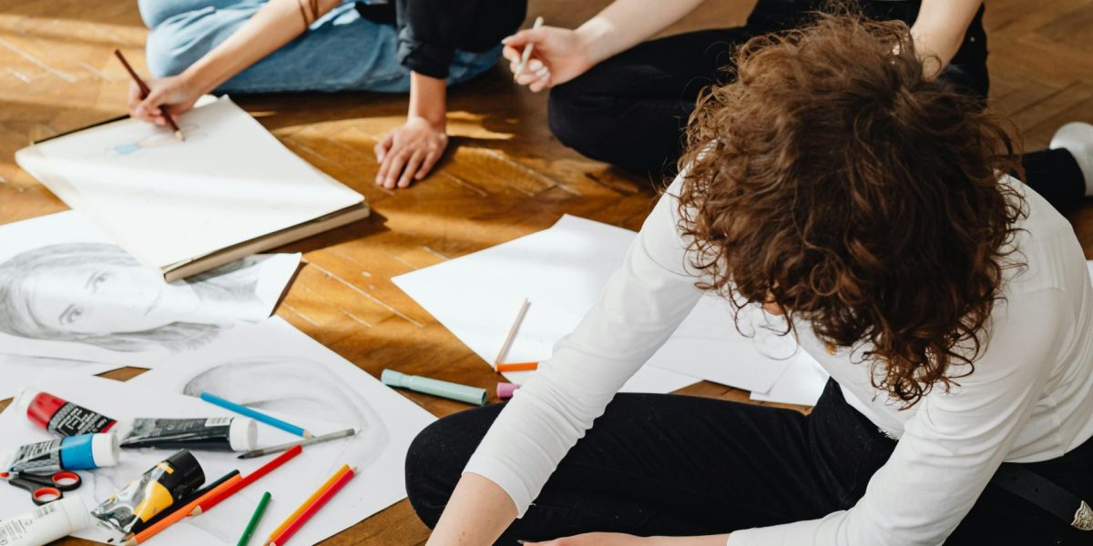 Menas ir socialinis darbas